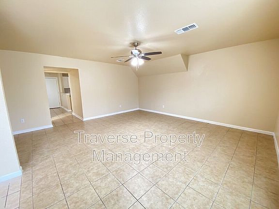 4th image of 2232 Chase Ct