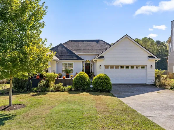 5710 Edgmon Rd, Ooltewah, TN 37363