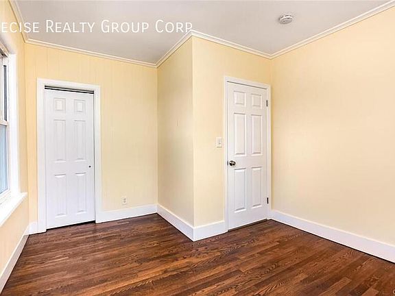 2nd image of 17 Landscape Ave Floor 1