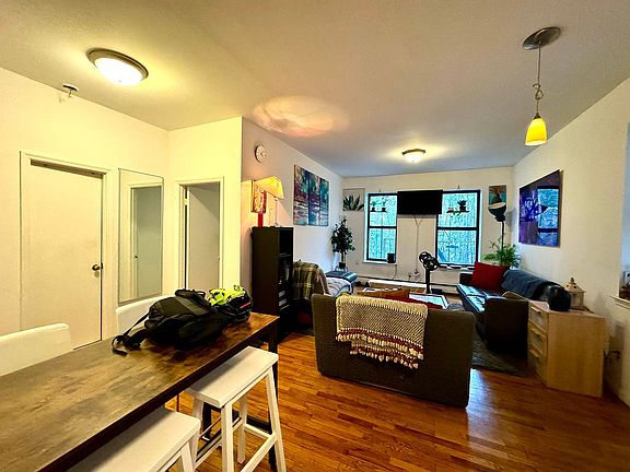 4th image of 117 15th St APT 2A