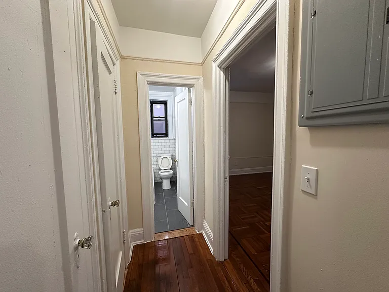 41-29 42nd St #C — Photo 5
