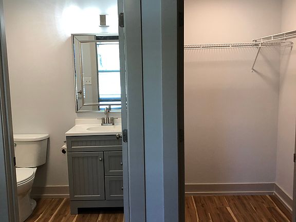 4th image of 282 Washington Ave #3