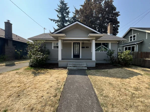 7024 NE Oregon St #A, Portland, OR 97213