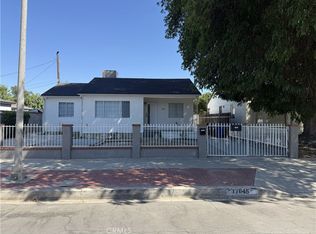 17843 Victory Blvd, Reseda, CA 91335