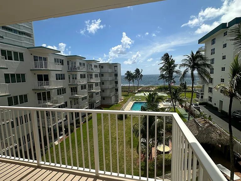 1750 S Ocean Blvd #401E — Photo 5