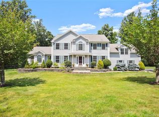 4 Sarah Dr, Oxford, CT 06478