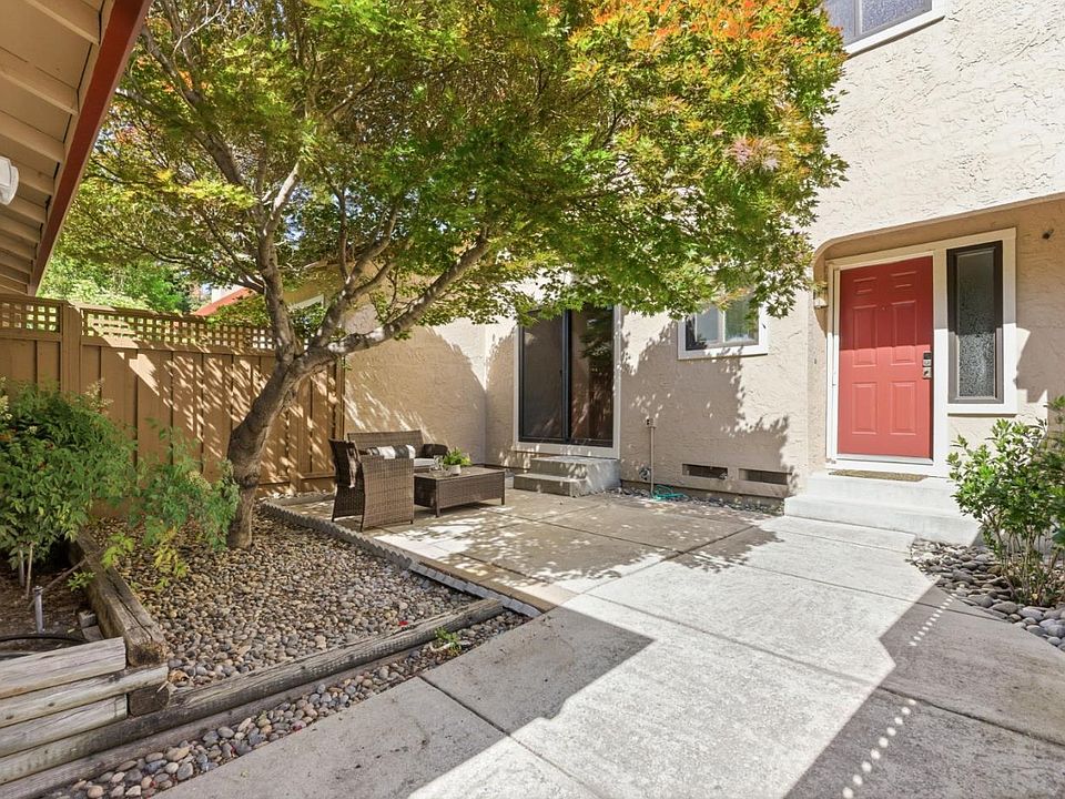 1st image of 2035 Canary Island Ct