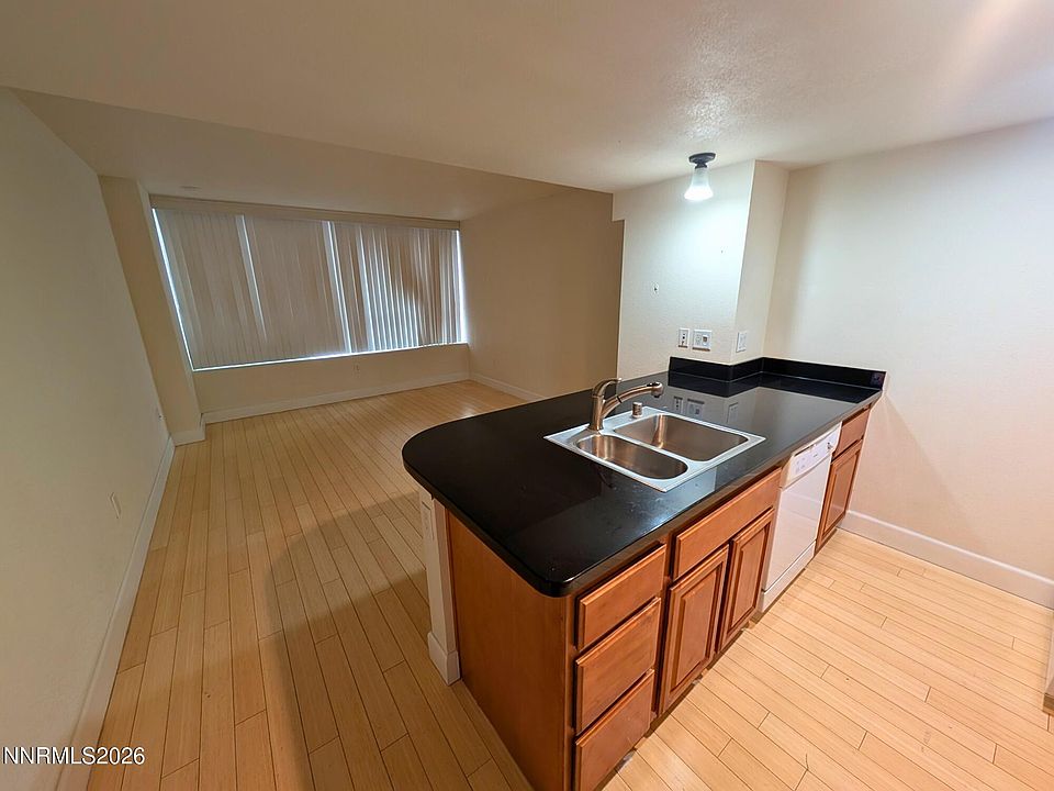 1st image of 450 N Arlington Ave Unit 502