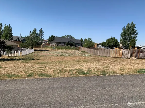 408 N Columbia Avenue, Waterville, WA 98858
