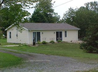 9034 Fewtown Rd, Deerfield, OH 44411