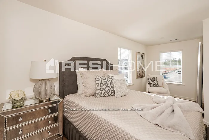 303 Haystack Dr — Photo 12