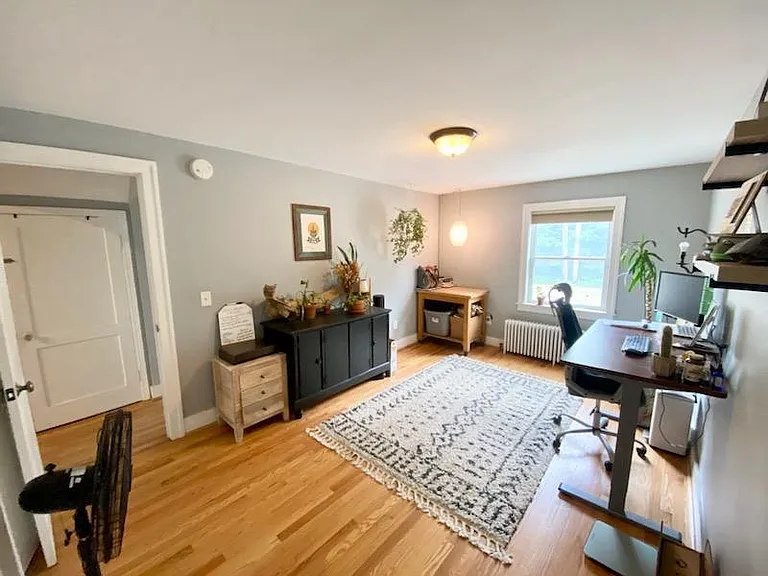 80 Russell St — Photo 12