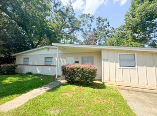 1638 Airport Dr, Tallahassee, FL 32304