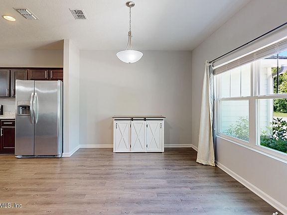 5th image of 1229 SARAHS LANDING Drive