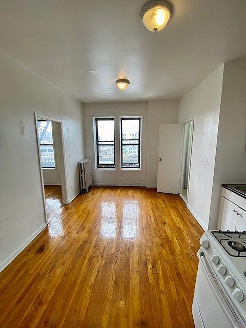 1st image of 11-58 49th Ave #4B