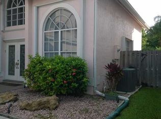7431 NW 29th St, Margate, FL 33063