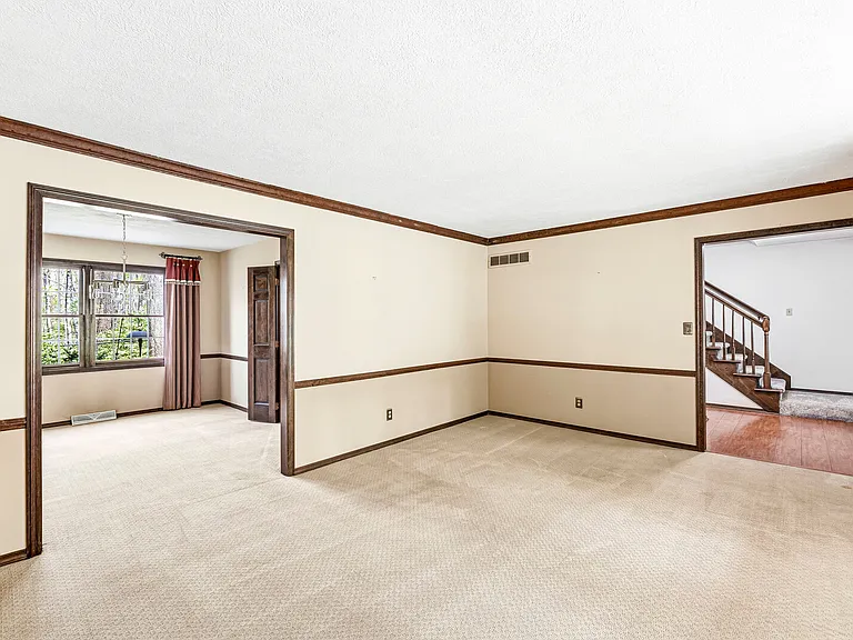 365 Beechwood Dr — Photo 22