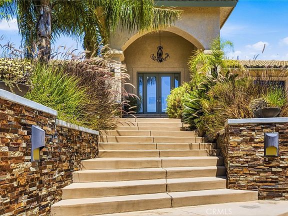 4th image of 21384 Paseo Montana St