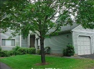 10 River Vw, Avon, CT 06001