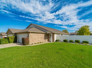 9195 Williams St, Merrillville, IN 46410