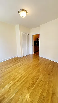 Rented by Bond New York | media 3