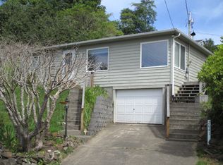 2041 SE Grant St, Astoria, OR 97103