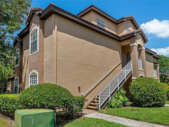 2nd image of 14013 Fairway Island Dr APT 428