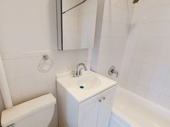 5th image of 223 2nd Ave APT 4A