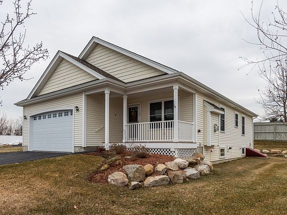 2nd image of 17 Stinson Dr