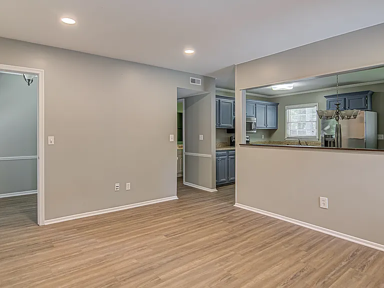 5111 Cheviot Rd — Photo 16