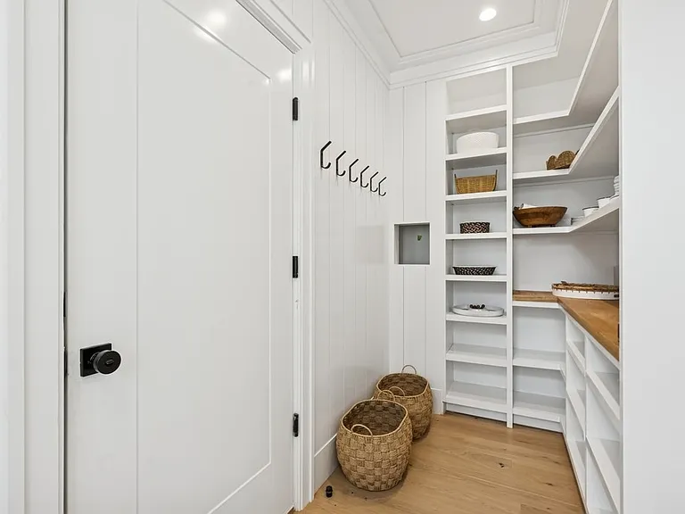 18 Red Cedar Rd — Photo 13