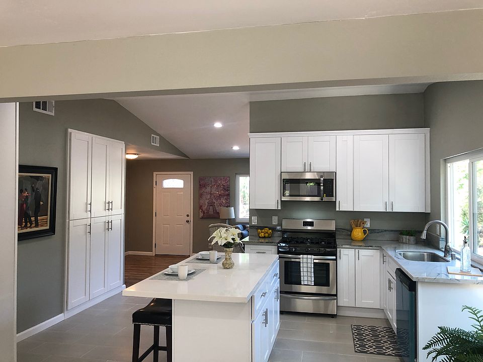 1st image of 6295 Varney Dr