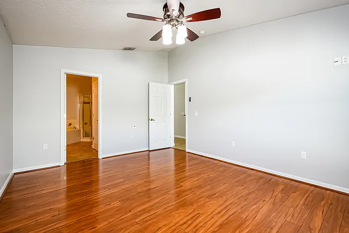 1012 Heron Ct — Photo 14