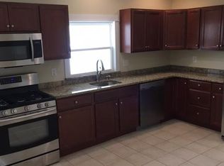 42 N 6th St, Emmaus, PA 18049