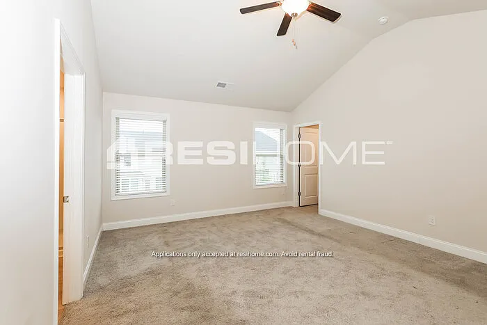 601 Verdant Crane Ct — Photo 7