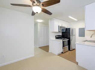 15455 10th Ave SW #103, Seattle, WA 98166