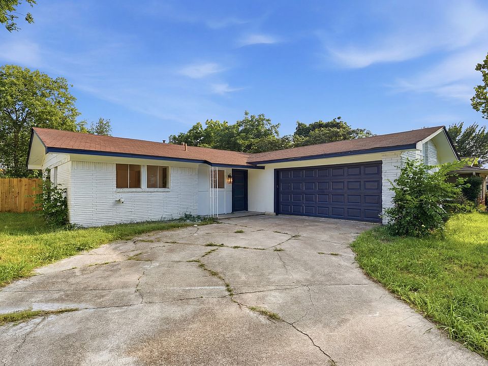 1st image of 4649 S Dr W