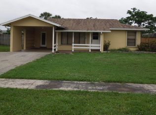 863 Croton Dr, Royal Palm Beach, FL 33411