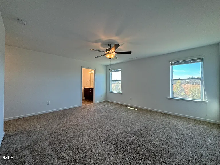 913 Briar Gate Dr — Photo 35
