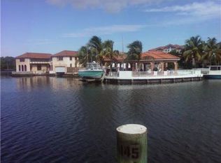 460 Poinciana Island Dr, Sunny Isles Beach, FL 33160