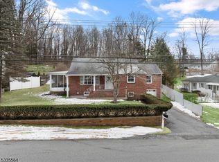 44 Buckwheat Rd, Franklin, NJ 07416