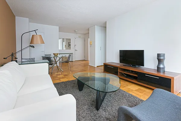 Rented by Douglas Elliman | media 3