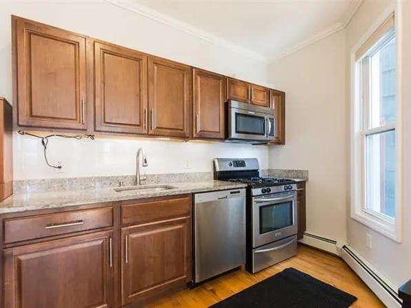 40 47th Street image 3 of 8