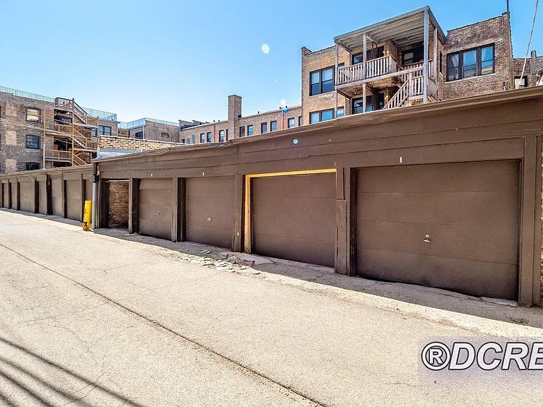 6757 N Sheridan Rd #3S — Photo 17