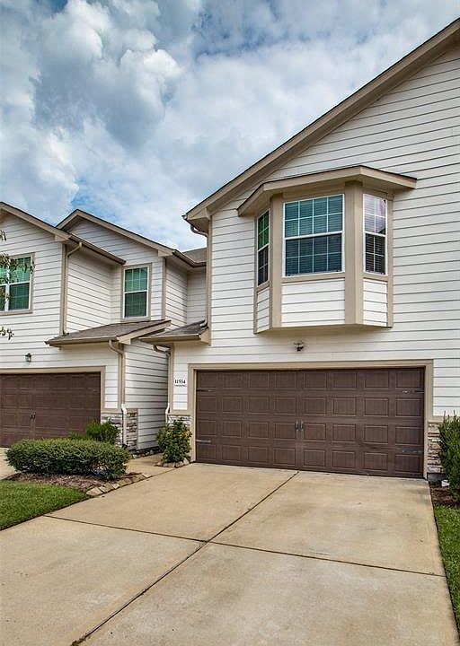 1st image of 11534 Champions Green Dr