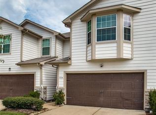 11534 Champions Green Dr, Houston, TX 77066