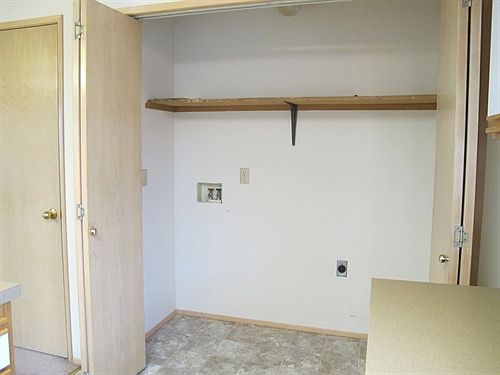 4th image of 950 SE Ireland St APT 102