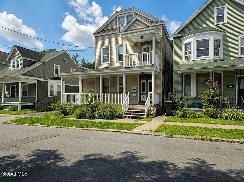 2nd image of 2165 14th Street