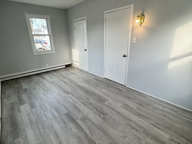 395 N Pennsylvania Ave — Photo 12