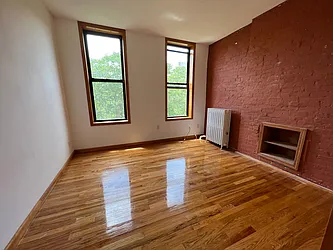 Rented by Best Apartments North Inc